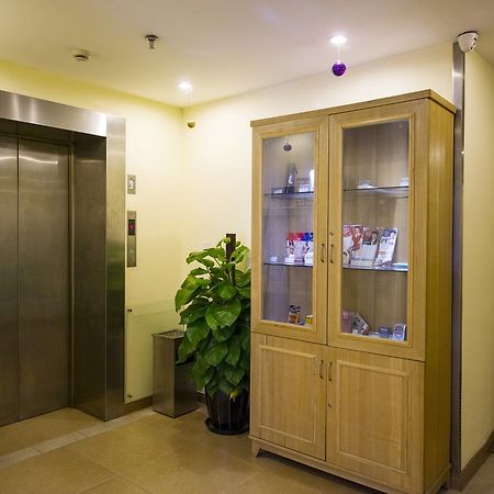 Home Inn Shanghai Hongqiao Terminal Jinshajiang Road Changfeng 外观 照片